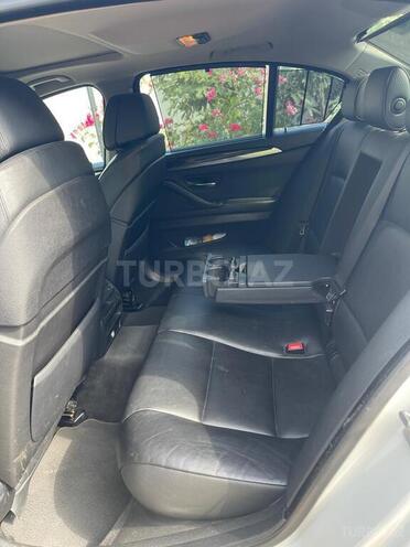 BMW 530 2010, 300,000 km - 3.0 l - Bakı