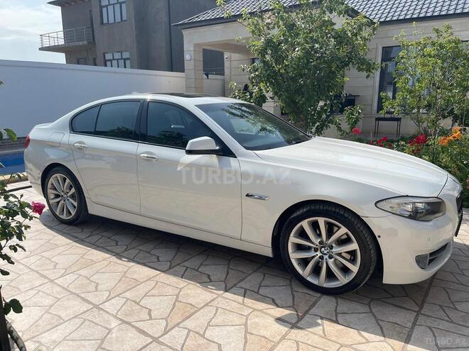 BMW 530 2010, 300,000 km - 3.0 l - Bakı
