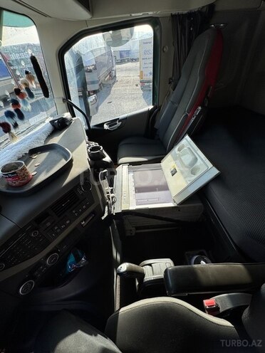Volvo FH 500 2017, 850,000 km - 13.0 l - Bakı