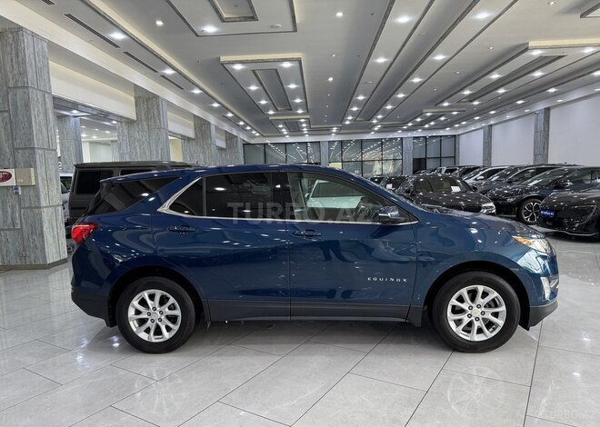 Chevrolet Equinox-4