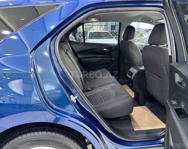 Chevrolet Equinox-12
