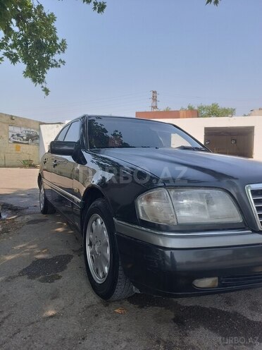 Mercedes C 220 1995, 450,000 km - 2.2 l - Bakı