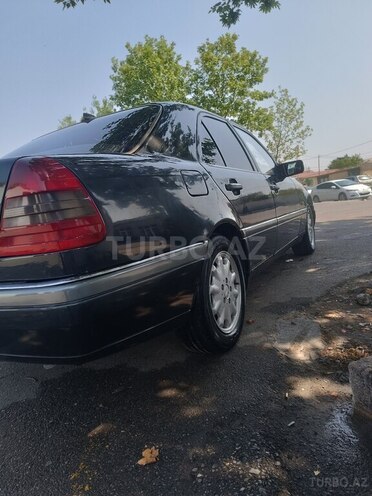Mercedes C 220 1995, 450,000 km - 2.2 l - Bakı