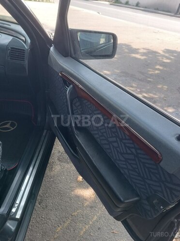 Mercedes C 220 1995, 450,000 km - 2.2 l - Bakı