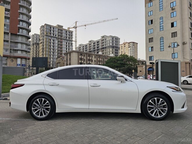 Lexus ES 200 2022, 8,500 km - 2.0 l - Bakı