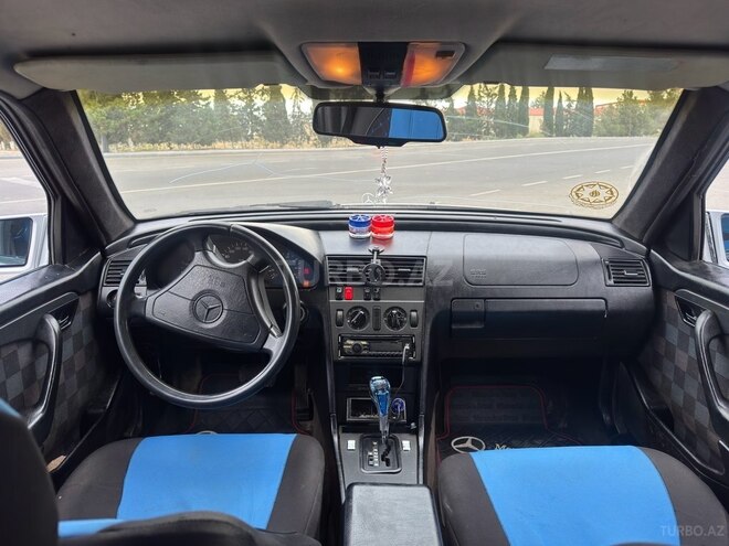 Mercedes C 180 1995, 10,000 km - 1.8 l - Şirvan