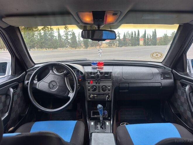 Mercedes C 180 1995, 10,000 km - 1.8 l - Şirvan