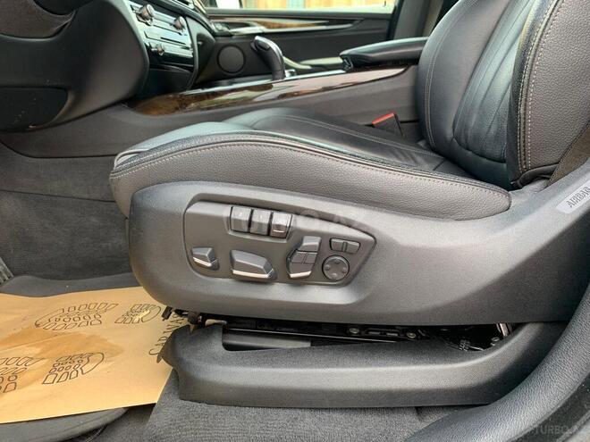 BMW X5 2018, 129,000 km - 3.0 l - Bakı