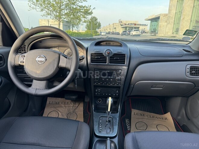 Nissan Sunny 2011, 295,000 km - 1.6 l - Bakı