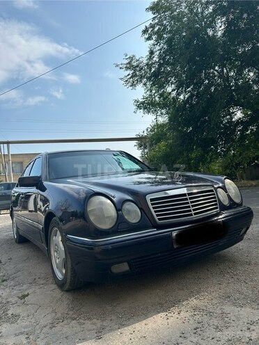 Mercedes E 240 1999, 350,226 km - 2.4 l - Sumqayıt