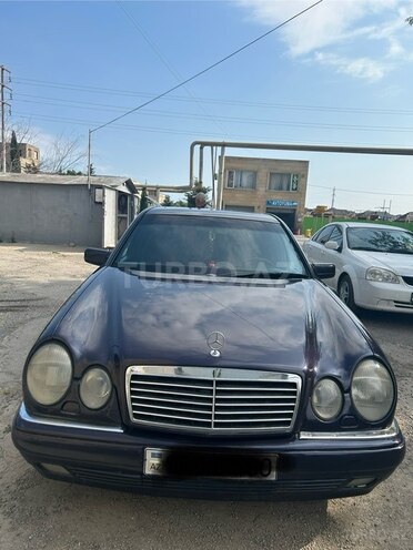 Mercedes E 240 1999, 350,226 km - 2.4 l - Sumqayıt