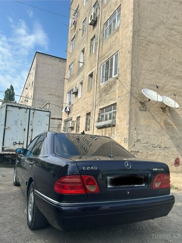 Mercedes E 240 1999, 350,226 km - 2.4 l - Sumqayıt