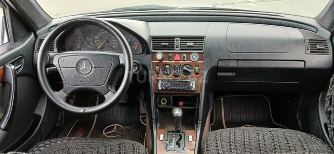 Mercedes C 200 1996, 262,534 km - 2.0 l - Sumqayıt