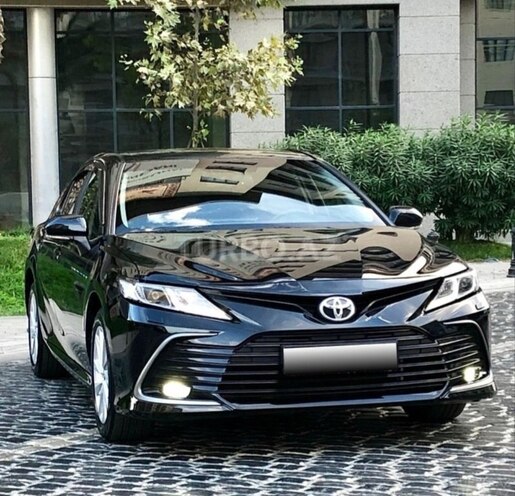 Toyota Camry 2022, 62,300 km - 2.5 l - Bakı
