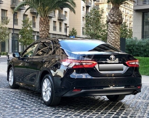 Toyota Camry 2022, 62,300 km - 2.5 l - Bakı