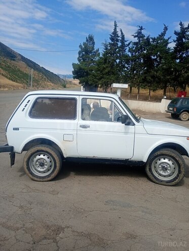 LADA (VAZ) Niva 1986, 85,000 km - 1.6 l - Yardımlı