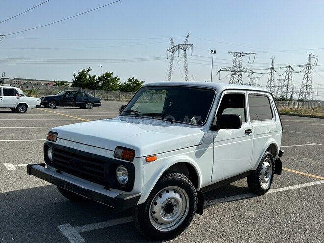 LADA (VAZ) Niva 2015, 143,000 km - 1.7 l - Yevlax