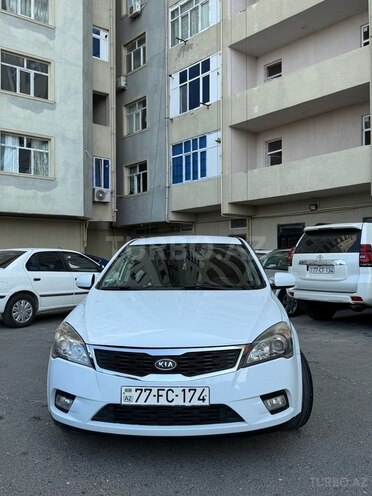 Kia Ceed 2009, 245,000 km - 1.4 л - Bakı