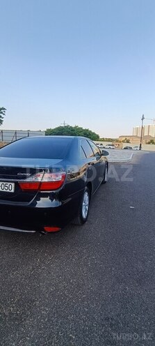 Toyota Camry-11