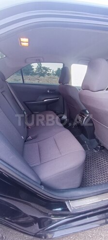 Toyota Camry-9