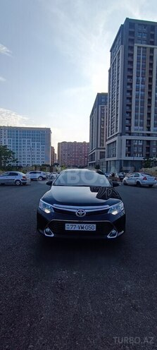 Toyota Camry-14