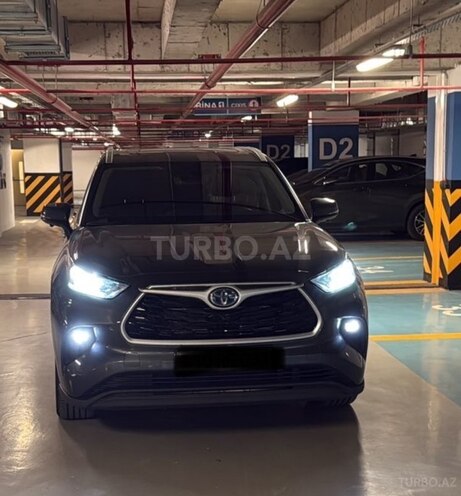 Toyota Highlander 2023, 30,000 km - 2.5 l - Bakı