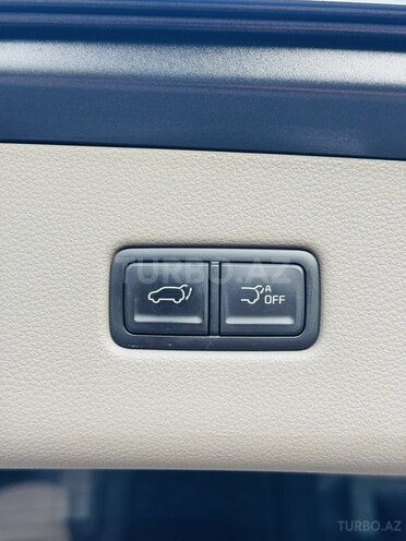 Kia Carnival-15