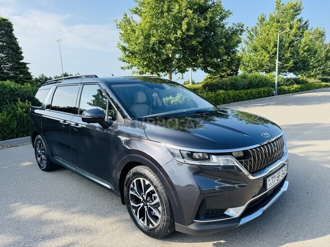 Kia Carnival-18