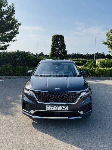 Kia Carnival-21
