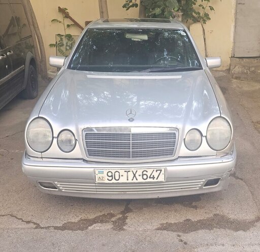 Mercedes E 230 1995, 440,000 km - 2.3 l - Bakı