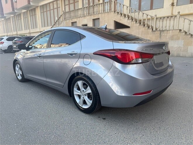 Hyundai Elantra 2015, 125,000 km - 1.8 l - Bakı