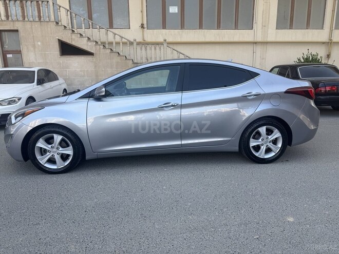 Hyundai Elantra 2015, 125,000 km - 1.8 l - Bakı