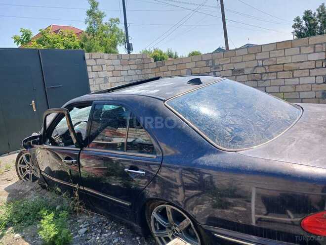 Mercedes E 240 2000, 320,000 km - 2.4 l - Göyçay