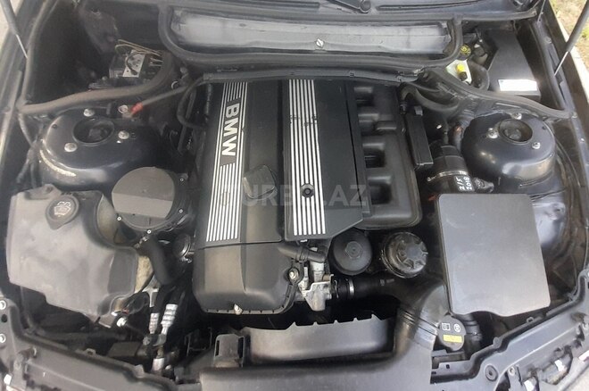 BMW 325 2004, 336,624 km - 2.5 l - Bakı