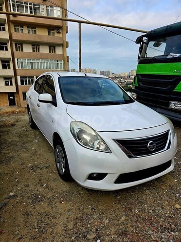 Nissan Sunny 2013, 135,000 km - 1.5 l - Bakı