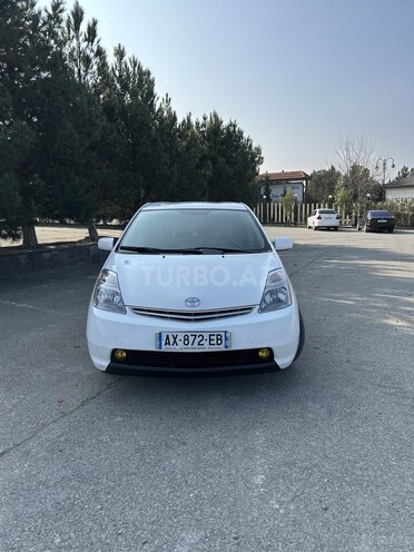 Toyota Prius-3