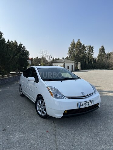 Toyota Prius-2