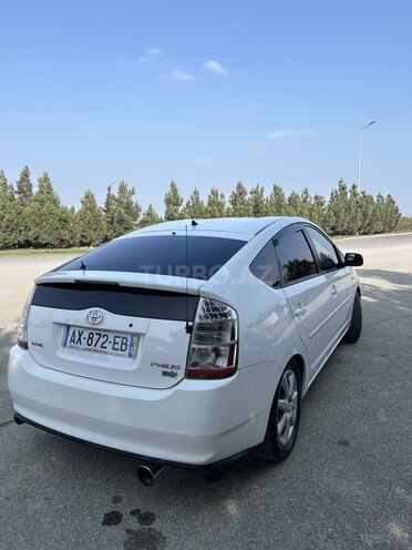 Toyota Prius-6