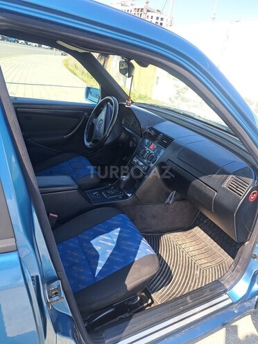 Mercedes C 240 1998, 330,000 km - 2.4 l - Bakı