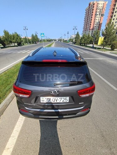 Kia Sorento-5