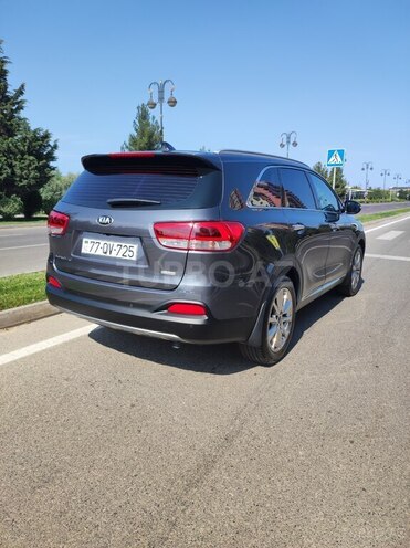Kia Sorento-6