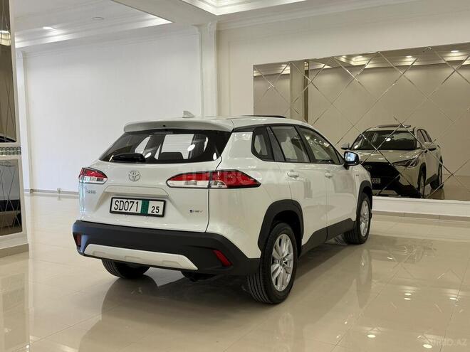 Toyota Corolla Cross 2025, 0 km - 2.0 л - Bakı