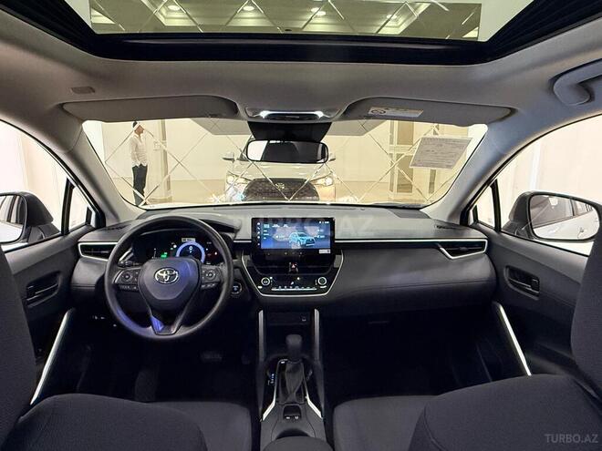 Toyota Corolla Cross 2025, 0 km - 2.0 л - Bakı