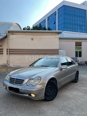 Mercedes C 220 d 2003, 350,000 km - 2.2 l - Bakı