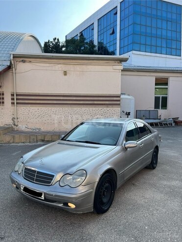 Mercedes C 220 d 2003, 350,000 km - 2.2 l - Bakı
