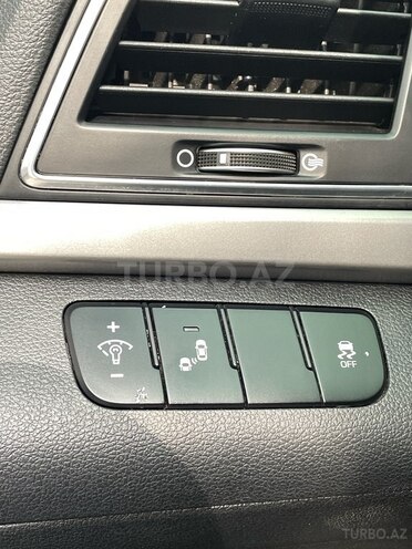 Hyundai Elantra 2017, 21,200 km - 2.0 л - Bakı