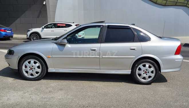 Opel Vectra 1999, 243,000 km - 2.0 l - Bakı