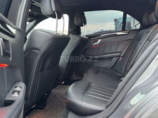 Mercedes E 220 d-8
