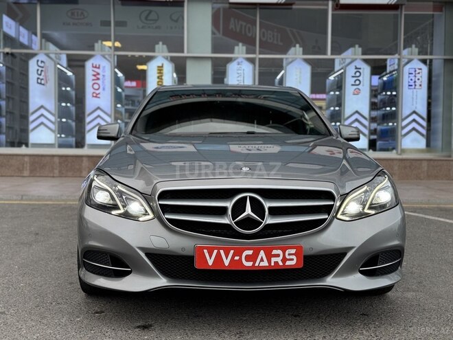 Mercedes E 220 d-6