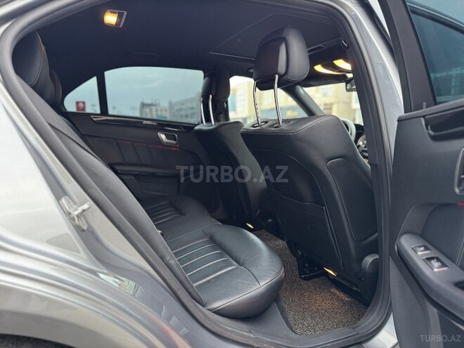 Mercedes E 220 d-13